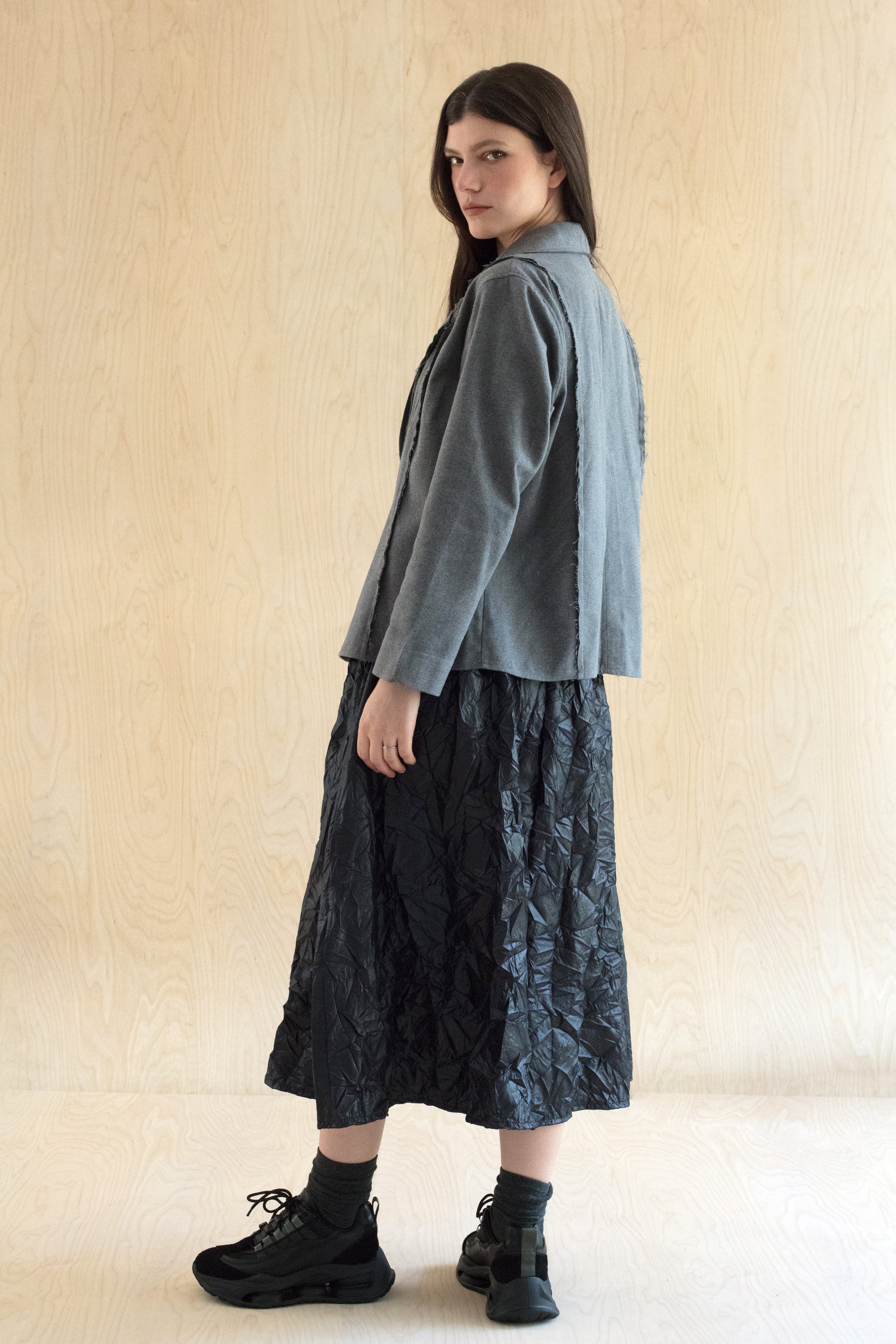 PIKA PIKA skirt - חצאית ארוכה שחור/כחול