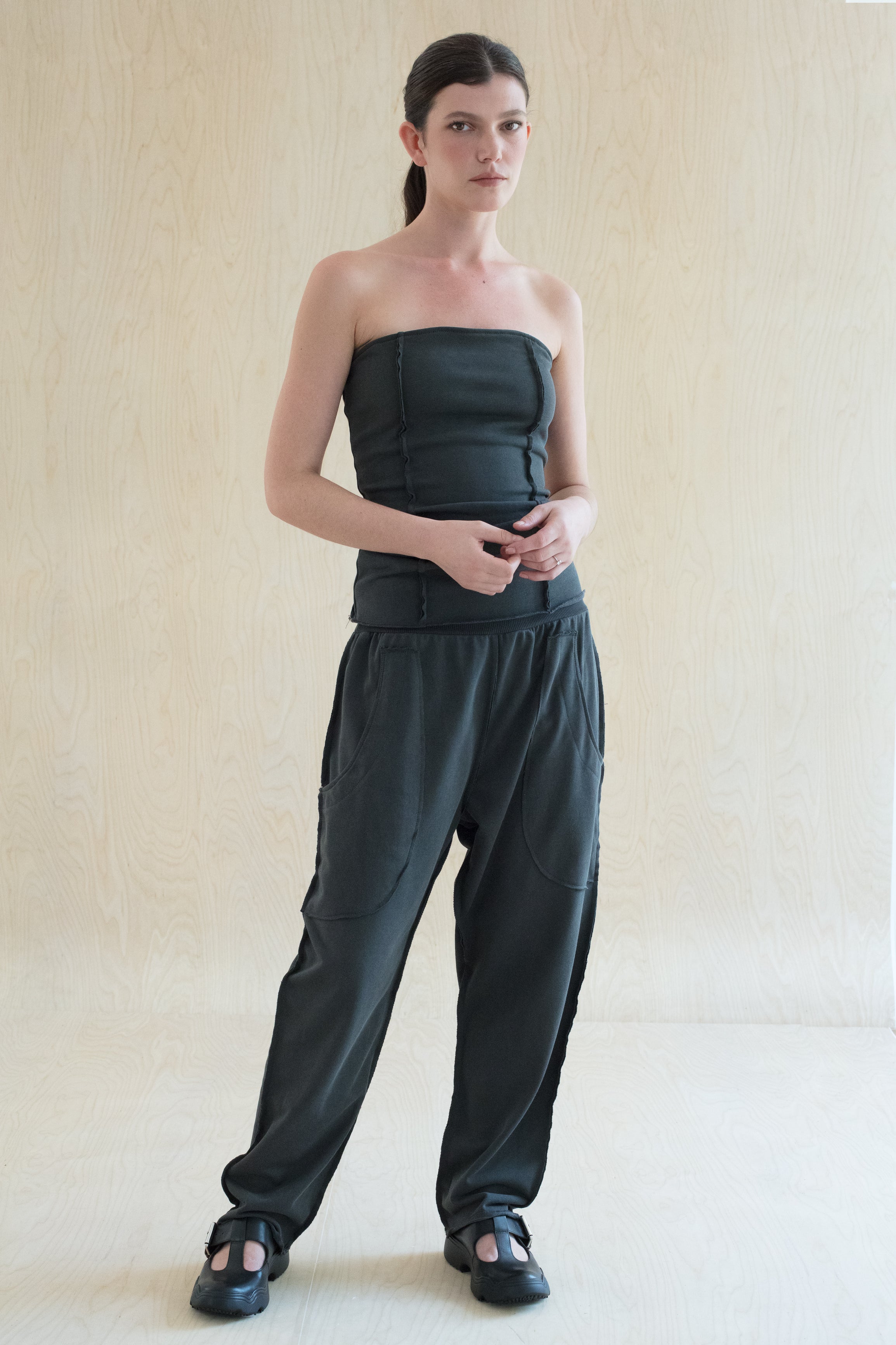 מכנסי סריג גמישים - אפור כהה