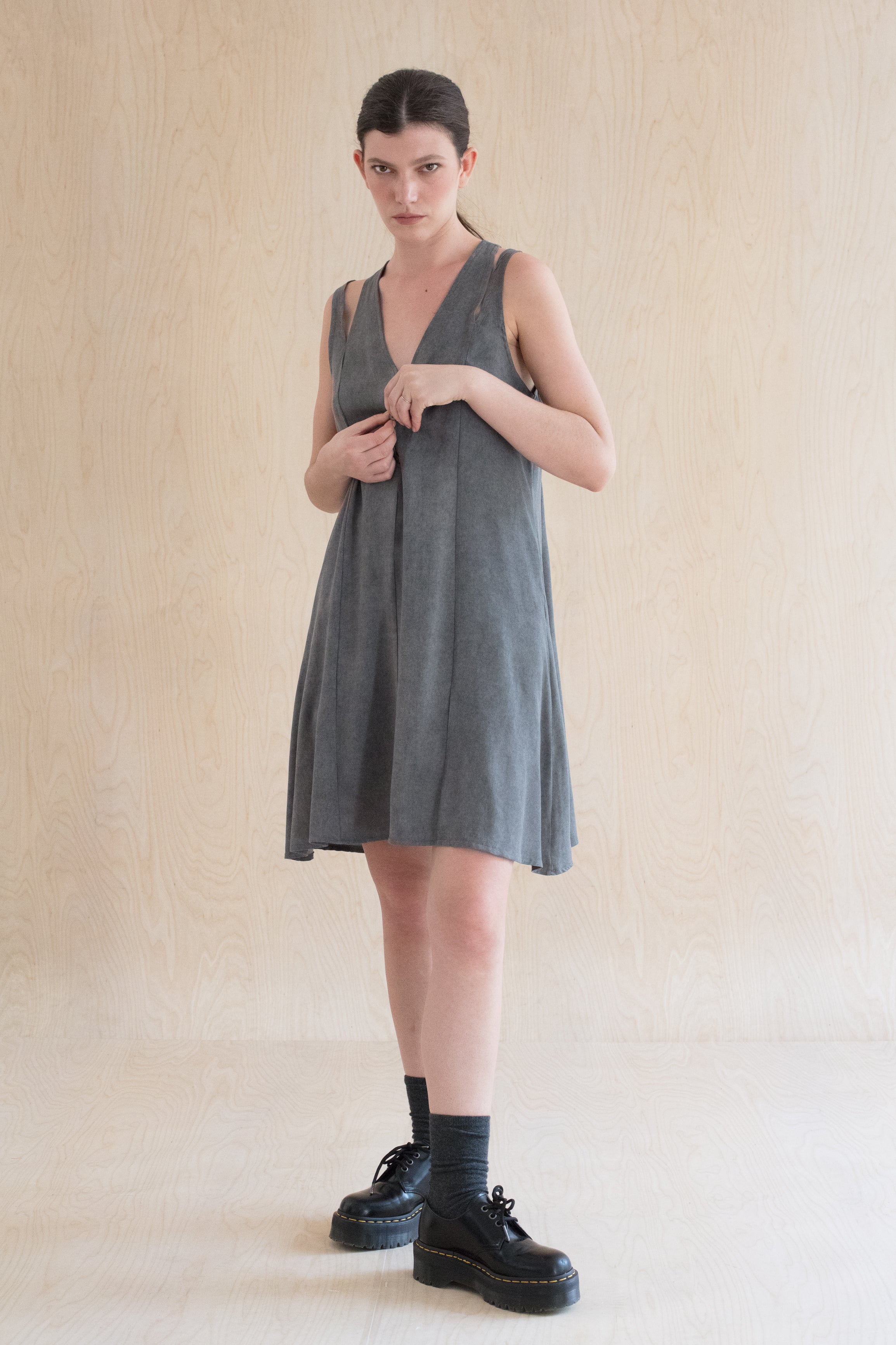 Off-The-Shoulder Dress -  שמלה כתפיות נשפכות