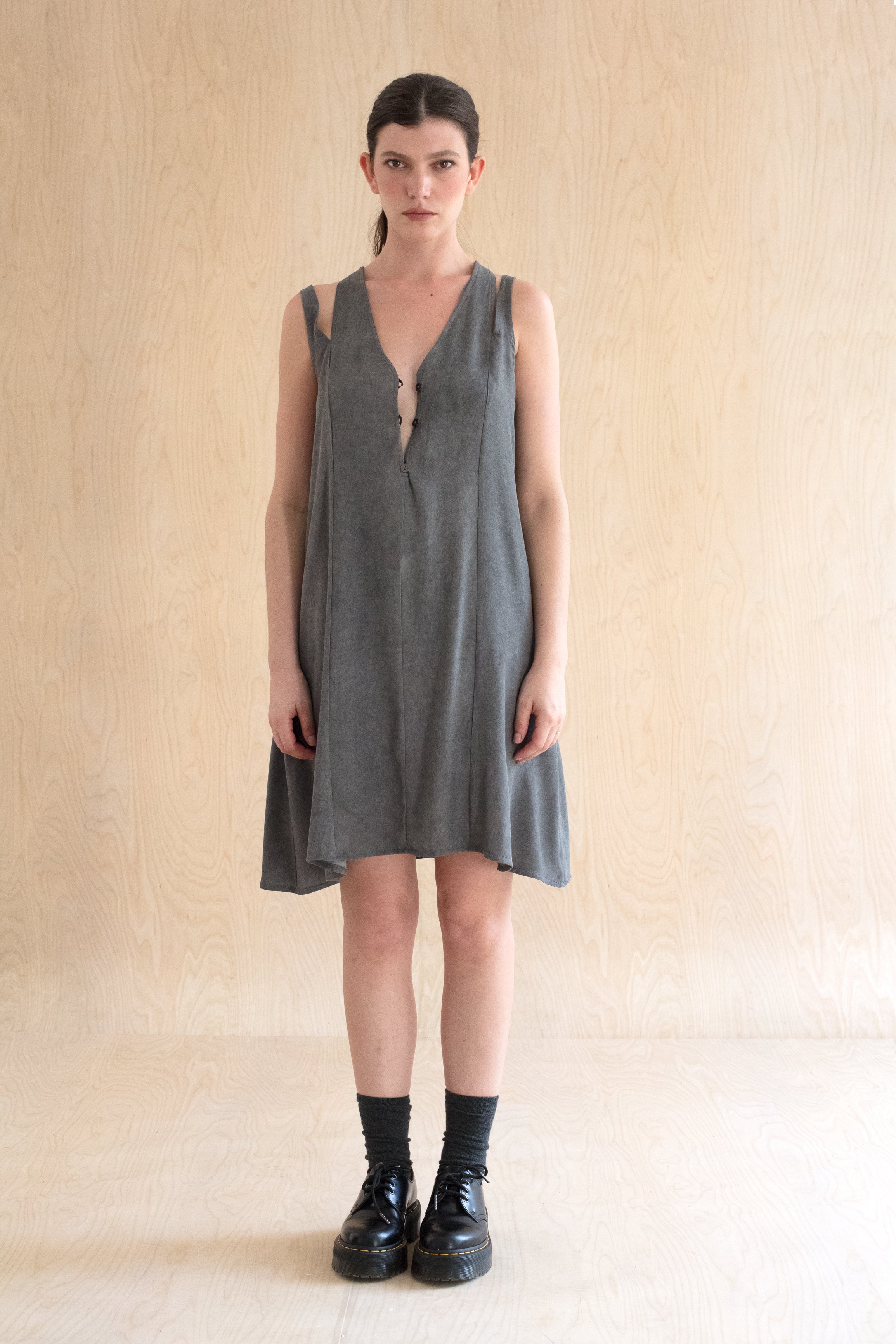 Off-The-Shoulder Dress -  שמלה כתפיות נשפכות