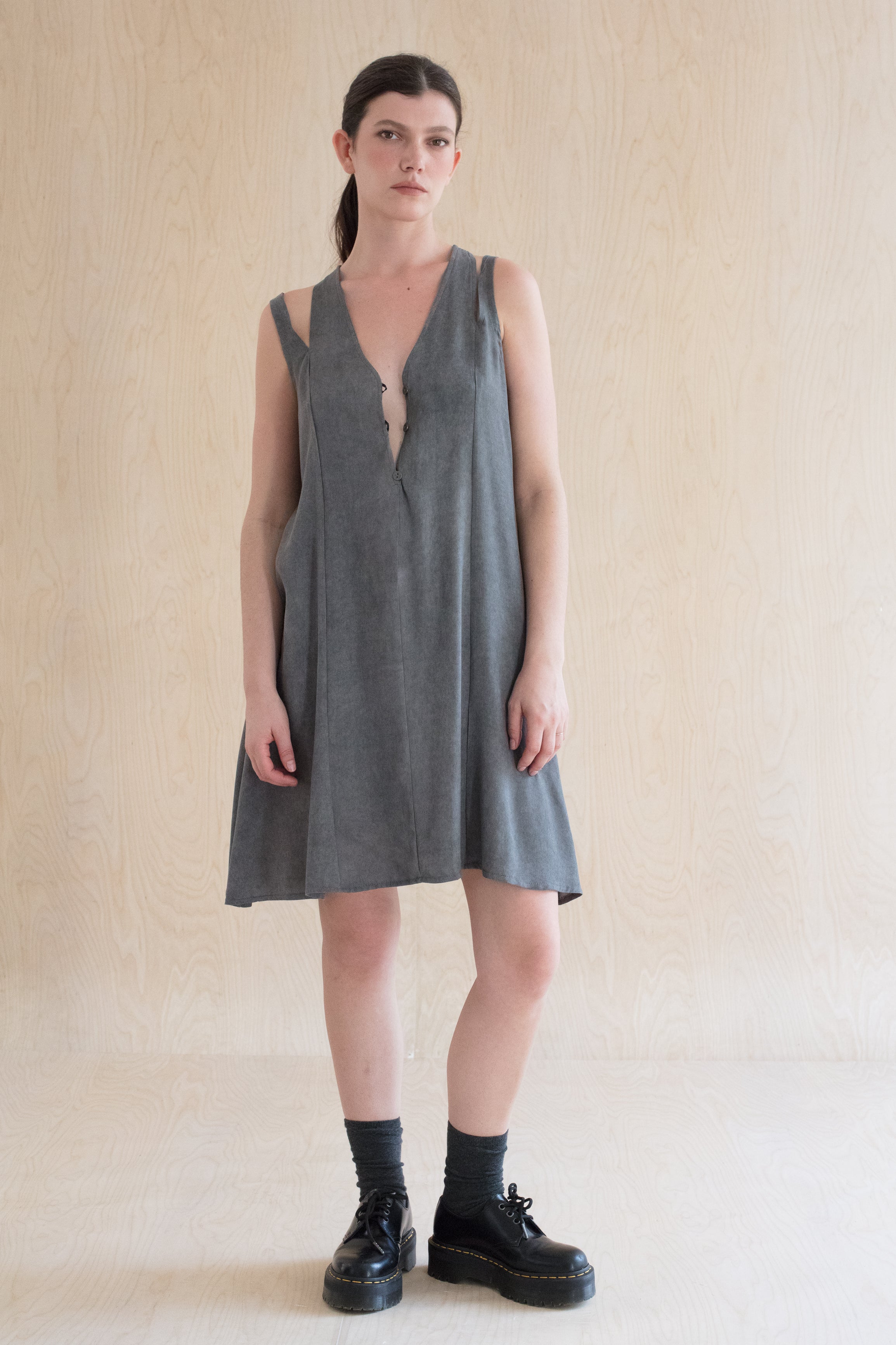 Off-The-Shoulder Dress -  שמלה כתפיות נשפכות