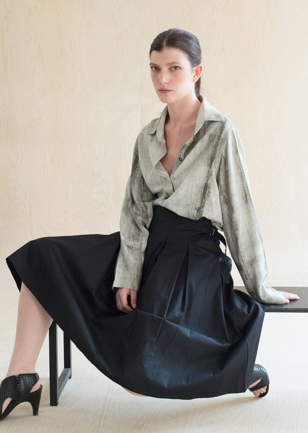 SENSU skirt -  חצאית קפלים שחורה