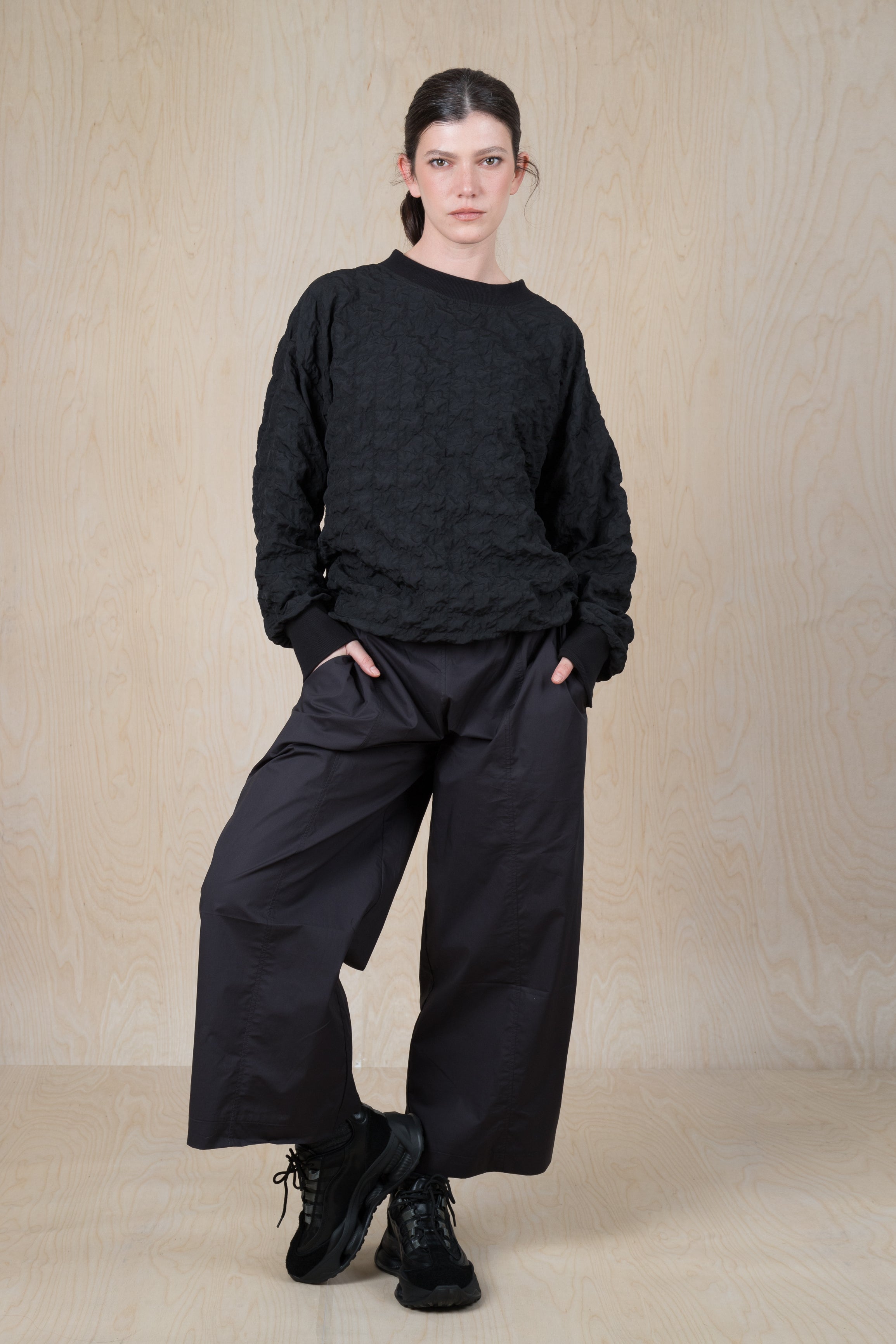 SHIRRED top - טופ כיווצים שחור