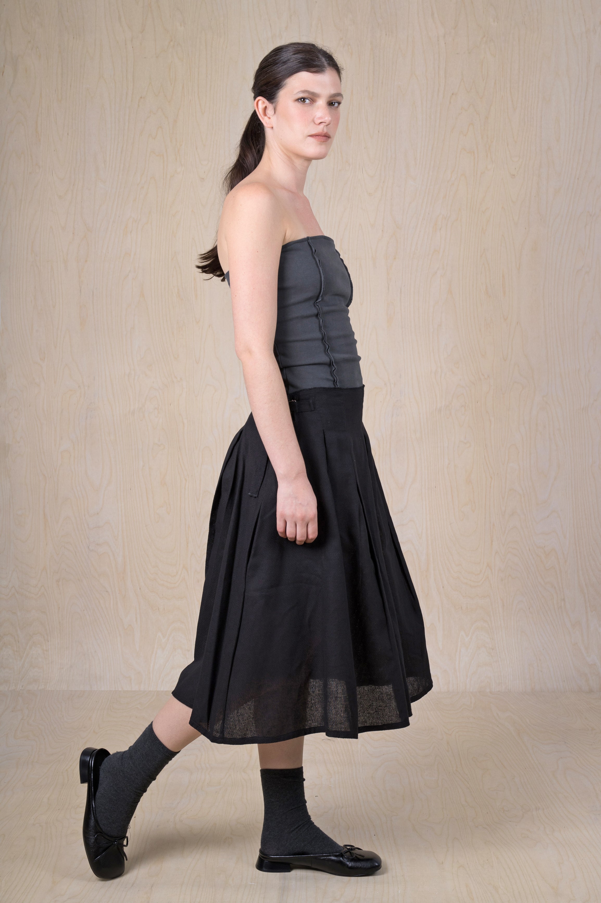 MESH skirt -  חצאית קפלים אוורירית