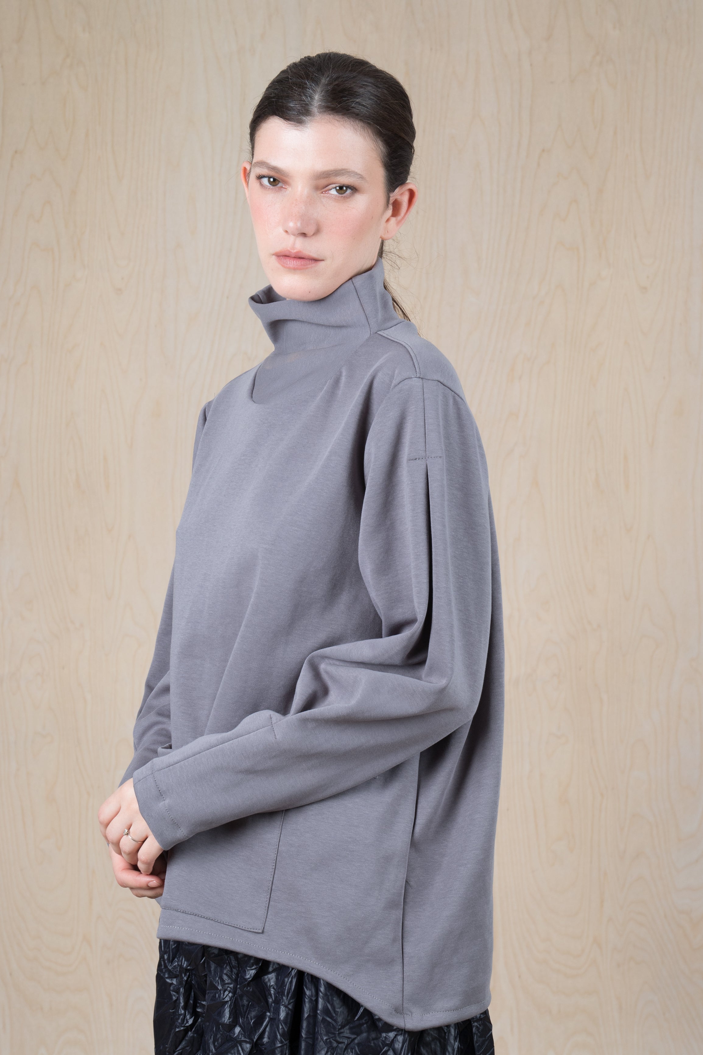 MAO top -  אפור בהיר