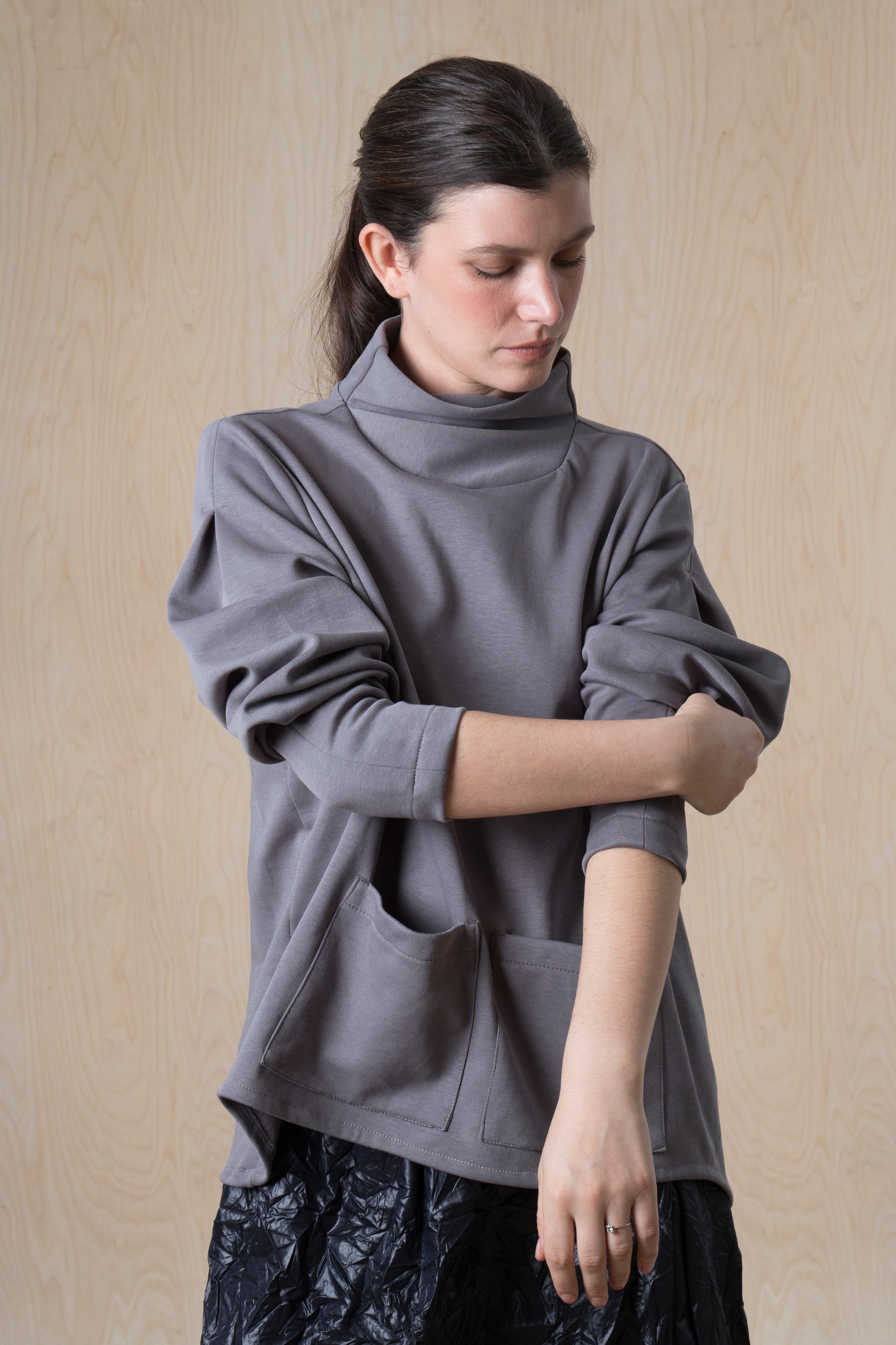 MAO top -  אפור בהיר